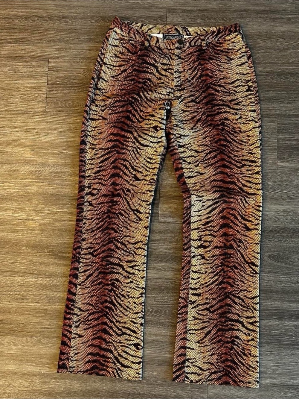 Vintage Tiger-Print Women’s Jeans - Multicolor